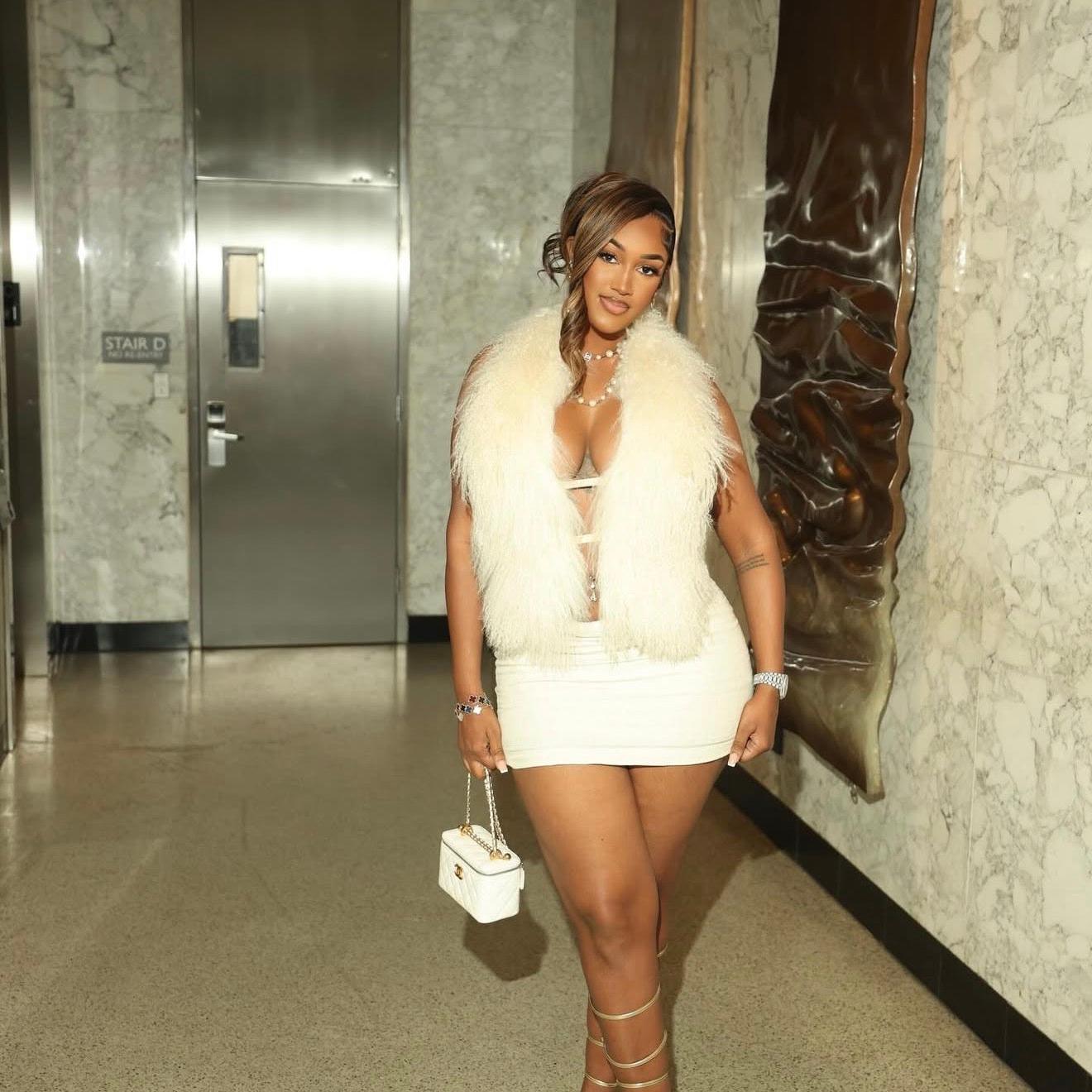 She Wolf Jacket - White