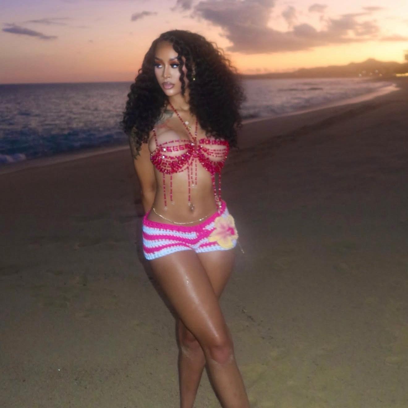 Just Might Shorts - Pink